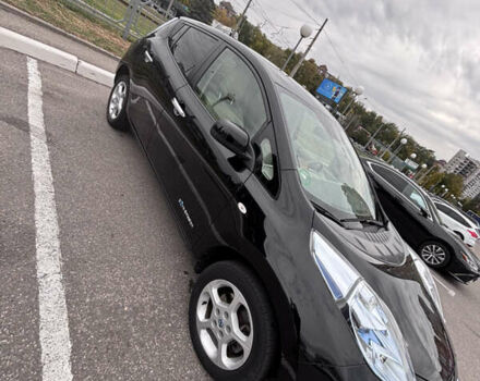 Черный Ниссан Лиф, объемом двигателя 0 л и пробегом 117 тыс. км за 6300 $, фото 4 на Automoto.ua