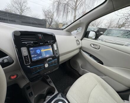 Чорний Ніссан Ліф, об'ємом двигуна 0 л та пробігом 97 тис. км за 4000 $, фото 19 на Automoto.ua