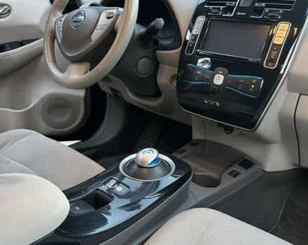 Черный Ниссан Лиф, объемом двигателя 0 л и пробегом 146 тыс. км за 8200 $, фото 7 на Automoto.ua