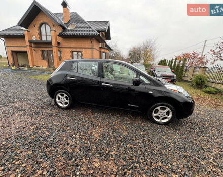 Чорний Ніссан Ліф, об'ємом двигуна 0 л та пробігом 97 тис. км за 4000 $, фото 2 на Automoto.ua