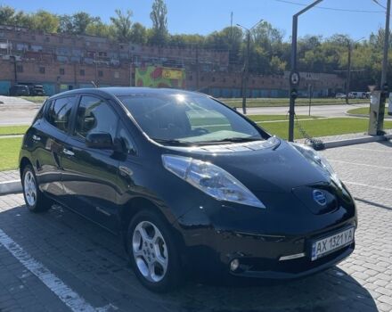 Черный Ниссан Лиф, объемом двигателя 0 л и пробегом 145 тыс. км за 6000 $, фото 3 на Automoto.ua