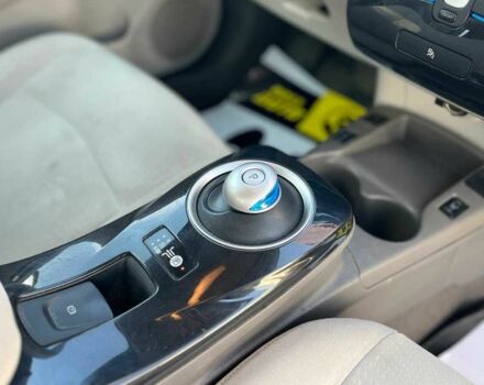 Черный Ниссан Лиф, объемом двигателя 0 л и пробегом 155 тыс. км за 5900 $, фото 13 на Automoto.ua