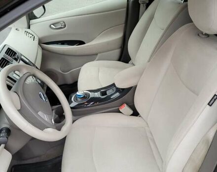 Черный Ниссан Лиф, объемом двигателя 0 л и пробегом 128 тыс. км за 4495 $, фото 6 на Automoto.ua