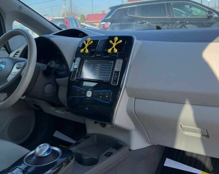 Черный Ниссан Лиф, объемом двигателя 0 л и пробегом 155 тыс. км за 5900 $, фото 15 на Automoto.ua