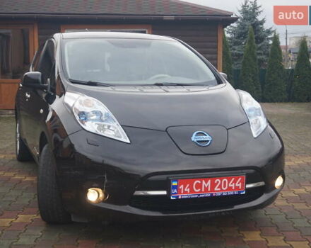 Черный Ниссан Лиф, объемом двигателя 0 л и пробегом 121 тыс. км за 4333 $, фото 4 на Automoto.ua