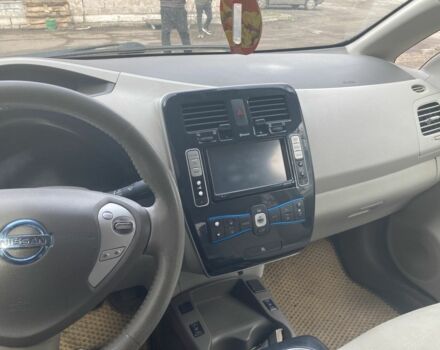 Чорний Ніссан Ліф, об'ємом двигуна 0 л та пробігом 105 тис. км за 5000 $, фото 8 на Automoto.ua