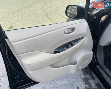 Черный Ниссан Лиф, объемом двигателя 0 л и пробегом 180 тыс. км за 3850 $, фото 11 на Automoto.ua