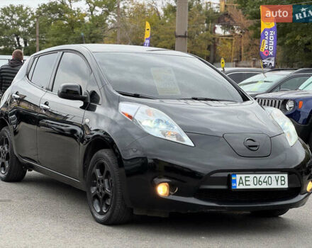 Черный Ниссан Лиф, объемом двигателя 0 л и пробегом 155 тыс. км за 4900 $, фото 1 на Automoto.ua