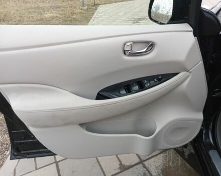 Чорний Ніссан Ліф, об'ємом двигуна 0 л та пробігом 132 тис. км за 4900 $, фото 5 на Automoto.ua