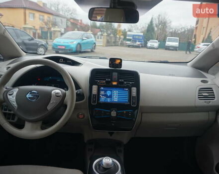 Черный Ниссан Лиф, объемом двигателя 0 л и пробегом 121 тыс. км за 4333 $, фото 47 на Automoto.ua