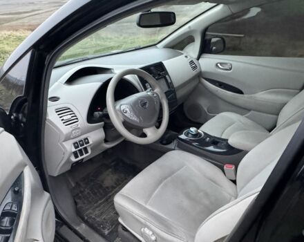 Черный Ниссан Лиф, объемом двигателя 0 л и пробегом 127 тыс. км за 3300 $, фото 4 на Automoto.ua