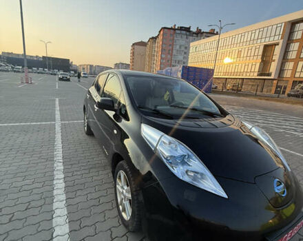 Черный Ниссан Лиф, объемом двигателя 0 л и пробегом 170 тыс. км за 5500 $, фото 3 на Automoto.ua