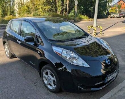 Черный Ниссан Лиф, объемом двигателя 0 л и пробегом 153 тыс. км за 3900 $, фото 3 на Automoto.ua