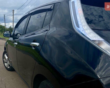 Чорний Ніссан Ліф, об'ємом двигуна 0 л та пробігом 107 тис. км за 5800 $, фото 4 на Automoto.ua