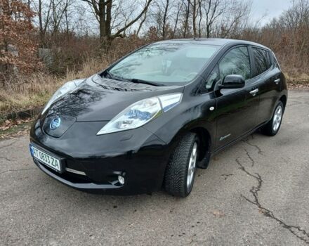 Черный Ниссан Лиф, объемом двигателя 0 л и пробегом 126 тыс. км за 5700 $, фото 1 на Automoto.ua