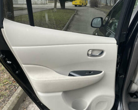 Черный Ниссан Лиф, объемом двигателя 0 л и пробегом 171 тыс. км за 5700 $, фото 13 на Automoto.ua