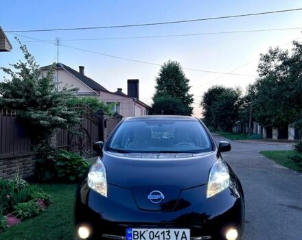 Черный Ниссан Лиф, объемом двигателя 0 л и пробегом 90 тыс. км за 5200 $, фото 2 на Automoto.ua