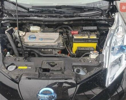 Черный Ниссан Лиф, объемом двигателя 0 л и пробегом 114 тыс. км за 5000 $, фото 13 на Automoto.ua