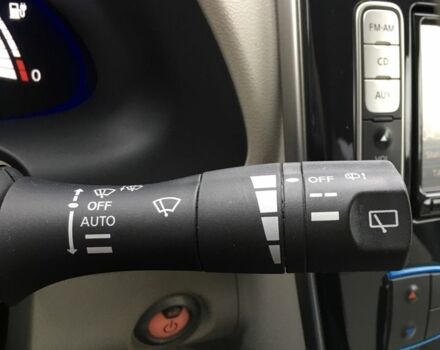 Черный Ниссан Лиф, объемом двигателя 0 л и пробегом 150 тыс. км за 4250 $, фото 14 на Automoto.ua