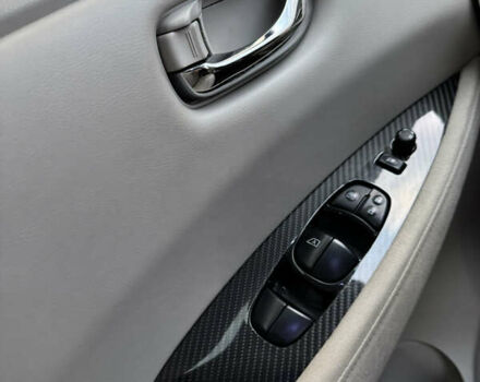 Черный Ниссан Лиф, объемом двигателя 0 л и пробегом 176 тыс. км за 4800 $, фото 9 на Automoto.ua