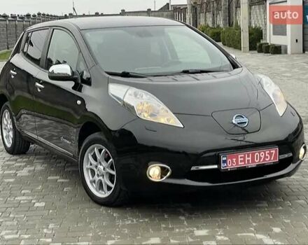Черный Ниссан Лиф, объемом двигателя 0 л и пробегом 128 тыс. км за 7200 $, фото 5 на Automoto.ua