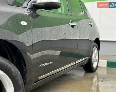 Черный Ниссан Лиф, объемом двигателя 0 л и пробегом 134 тыс. км за 6800 $, фото 9 на Automoto.ua