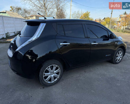 Черный Ниссан Лиф, объемом двигателя 0 л и пробегом 127 тыс. км за 3850 $, фото 4 на Automoto.ua