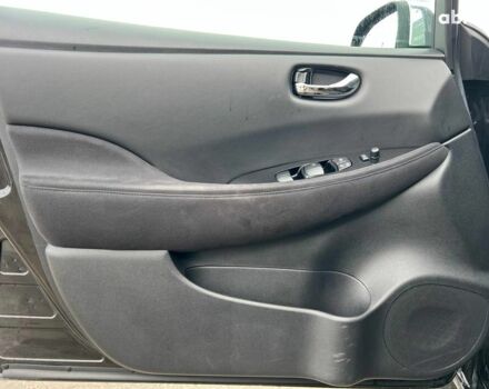 Ниссан Лиф 2013 в Львове на Automoto.ua Черный Ниссан Лиф, объемом двигателя 0 л и пробегом 117 тыс. км за 6980 $, фото 14 на Automoto.ua