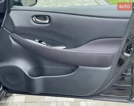 Черный Ниссан Лиф, объемом двигателя 0 л и пробегом 128 тыс. км за 7200 $, фото 52 на Automoto.ua