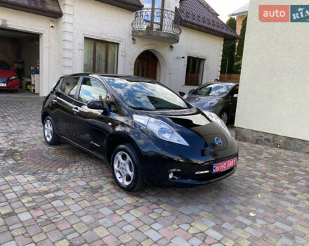 Ниссан Лиф 2013 в Черновцах на Automoto.ua Черный Ниссан Лиф, объемом двигателя 0 л и пробегом 67 тыс. км за 6590 $, фото 2 на Automoto.ua