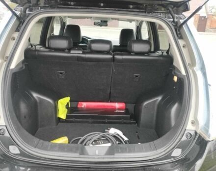 Черный Ниссан Лиф, объемом двигателя 0 л и пробегом 144 тыс. км за 6999 $, фото 14 на Automoto.ua