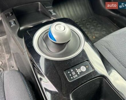 Ниссан Лиф 2013 в Львове на Automoto.ua Черный Ниссан Лиф, объемом двигателя 0 л и пробегом 117 тыс. км за 6980 $, фото 32 на Automoto.ua