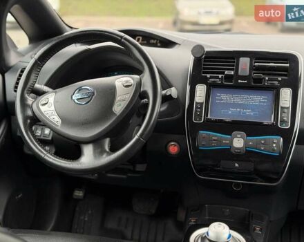 Чорний Ніссан Ліф, об'ємом двигуна 0 л та пробігом 118 тис. км за 7500 $, фото 39 на Automoto.ua