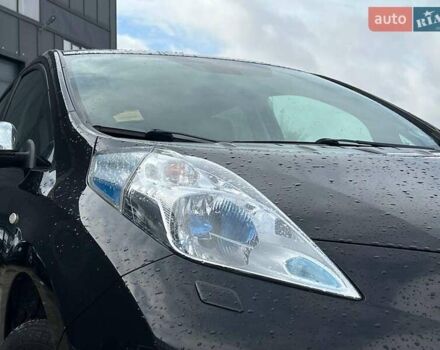 Ниссан Лиф 2013 в Львове на Automoto.ua Черный Ниссан Лиф, объемом двигателя 0 л и пробегом 117 тыс. км за 6980 $, фото 12 на Automoto.ua