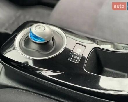 Черный Ниссан Лиф, объемом двигателя 0 л и пробегом 128 тыс. км за 7200 $, фото 45 на Automoto.ua