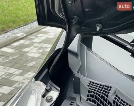 Черный Ниссан Лиф, объемом двигателя 0 л и пробегом 128 тыс. км за 7200 $, фото 32 на Automoto.ua