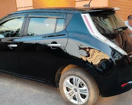 Черный Ниссан Лиф, объемом двигателя 0 л и пробегом 202 тыс. км за 6100 $, фото 2 на Automoto.ua