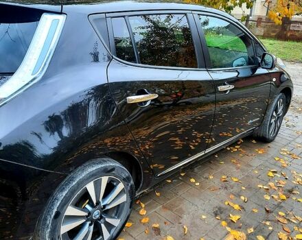 Черный Ниссан Лиф, объемом двигателя 80 л и пробегом 125 тыс. км за 7300 $, фото 9 на Automoto.ua