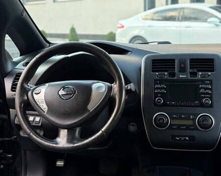 Чорний Ніссан Ліф, об'ємом двигуна 0 л та пробігом 179 тис. км за 5500 $, фото 11 на Automoto.ua