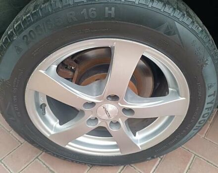 Черный Ниссан Лиф, объемом двигателя 0 л и пробегом 100 тыс. км за 6350 $, фото 20 на Automoto.ua