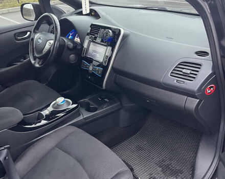 Черный Ниссан Лиф, объемом двигателя 0 л и пробегом 161 тыс. км за 6399 $, фото 10 на Automoto.ua