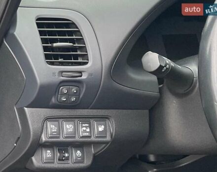 Черный Ниссан Лиф, объемом двигателя 0 л и пробегом 118 тыс. км за 5900 $, фото 6 на Automoto.ua