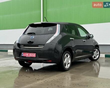 Черный Ниссан Лиф, объемом двигателя 0 л и пробегом 134 тыс. км за 6800 $, фото 16 на Automoto.ua