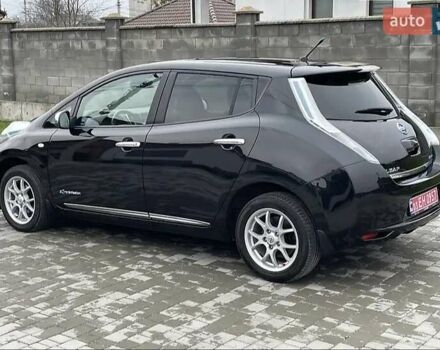 Черный Ниссан Лиф, объемом двигателя 0 л и пробегом 128 тыс. км за 7200 $, фото 10 на Automoto.ua