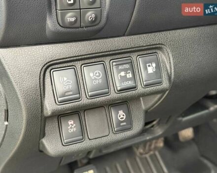 Чорний Ніссан Ліф, об'ємом двигуна 0 л та пробігом 118 тис. км за 7500 $, фото 34 на Automoto.ua