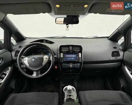 Черный Ниссан Лиф, объемом двигателя 0 л и пробегом 134 тыс. км за 6800 $, фото 45 на Automoto.ua
