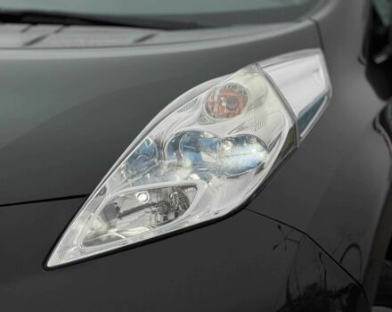 Чорний Ніссан Ліф, об'ємом двигуна 2 л та пробігом 118 тис. км за 7500 $, фото 3 на Automoto.ua