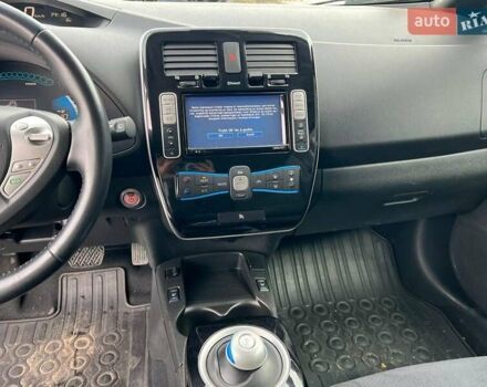 Ниссан Лиф 2013 в Львове на Automoto.ua Черный Ниссан Лиф, объемом двигателя 0 л и пробегом 117 тыс. км за 6980 $, фото 28 на Automoto.ua