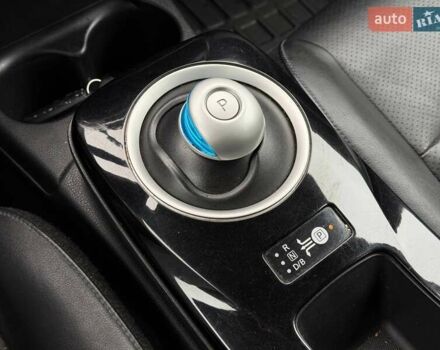 Чорний Ніссан Ліф, об'ємом двигуна 0 л та пробігом 118 тис. км за 7500 $, фото 53 на Automoto.ua