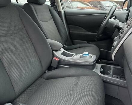 Черный Ниссан Лиф, объемом двигателя 0 л и пробегом 200 тыс. км за 4900 $, фото 14 на Automoto.ua